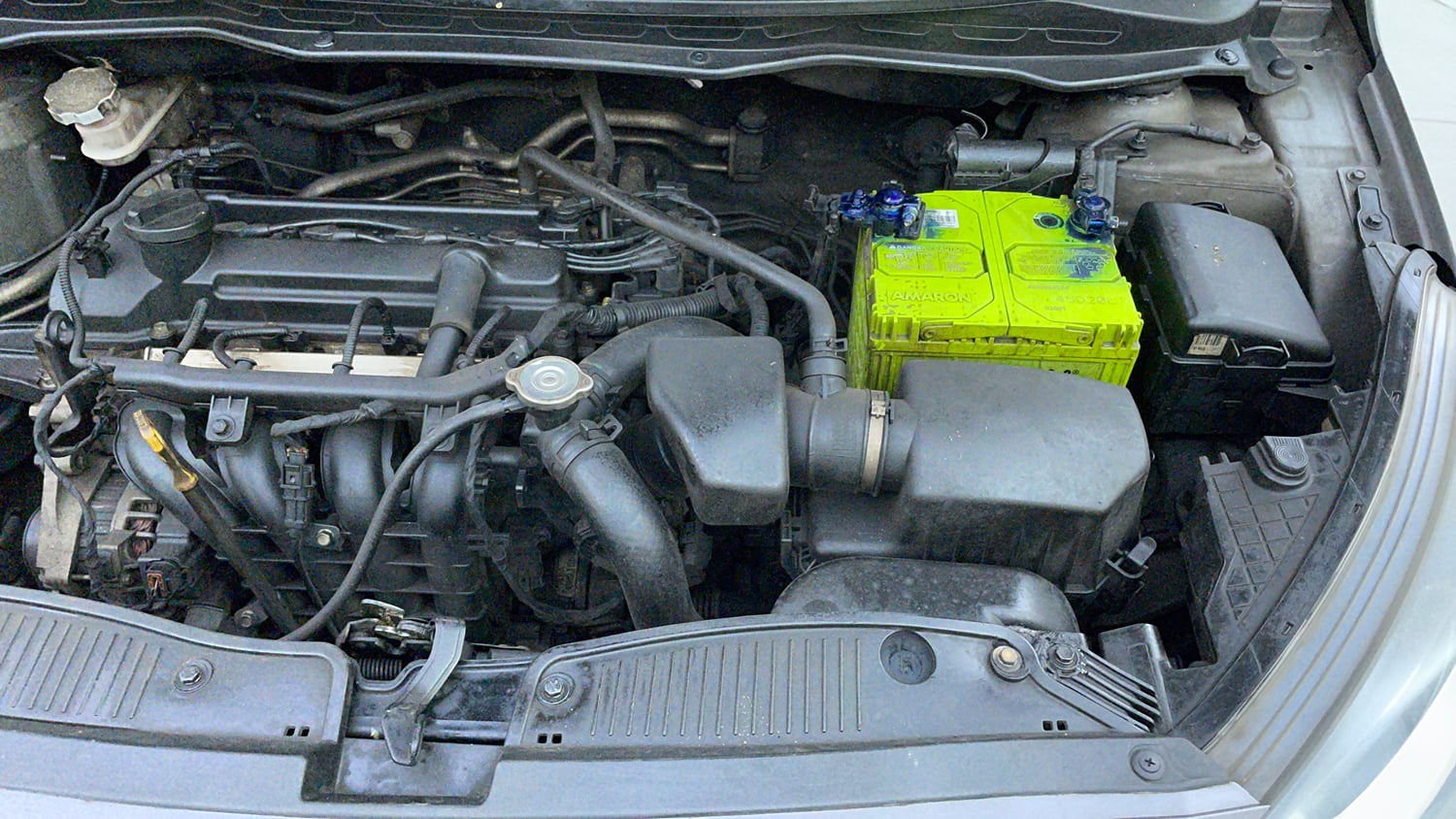 Used 2012 Hyundai i20 Asta 1.2 Petrol Manual engine ENGINE LEFT SIDE VIEW