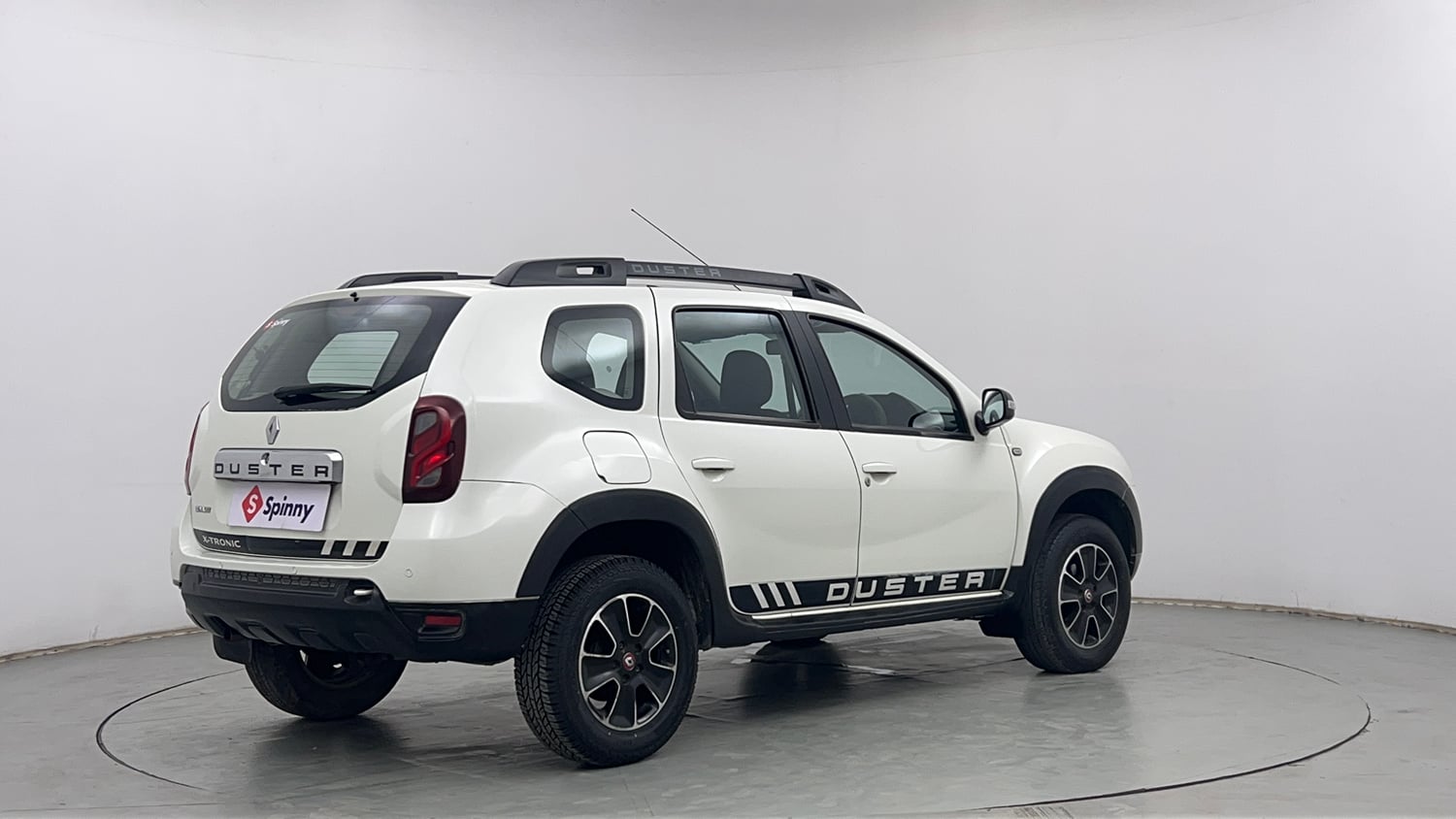 Used 2017 Renault Duster RXS CVT Petrol Automatic exterior RIGHT REAR CORNER VIEW