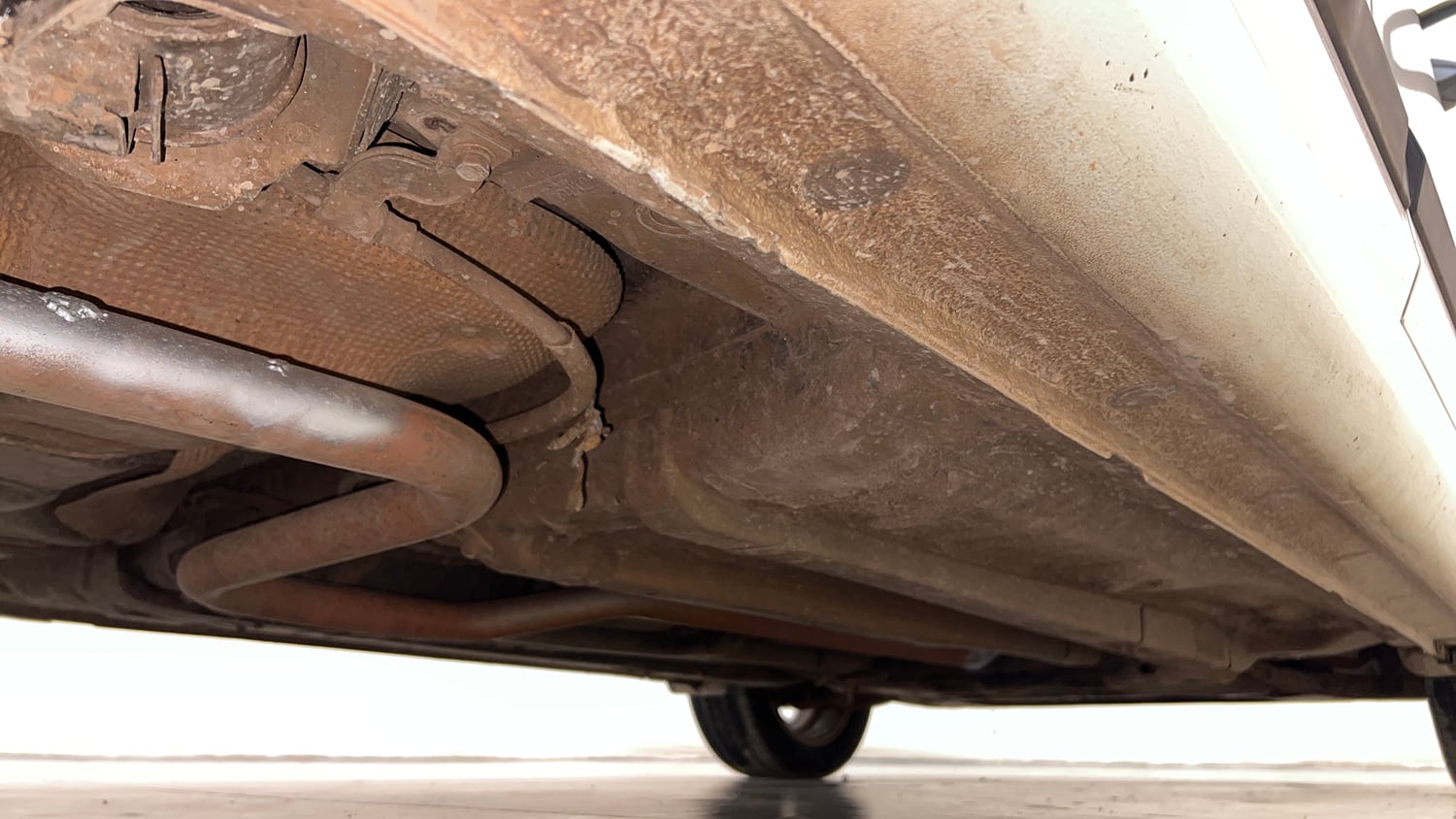 Used 2017 Hyundai Elite i20 Asta 1.2 (O) Petrol Manual extra REAR RIGHT UNDERBODY VIEW