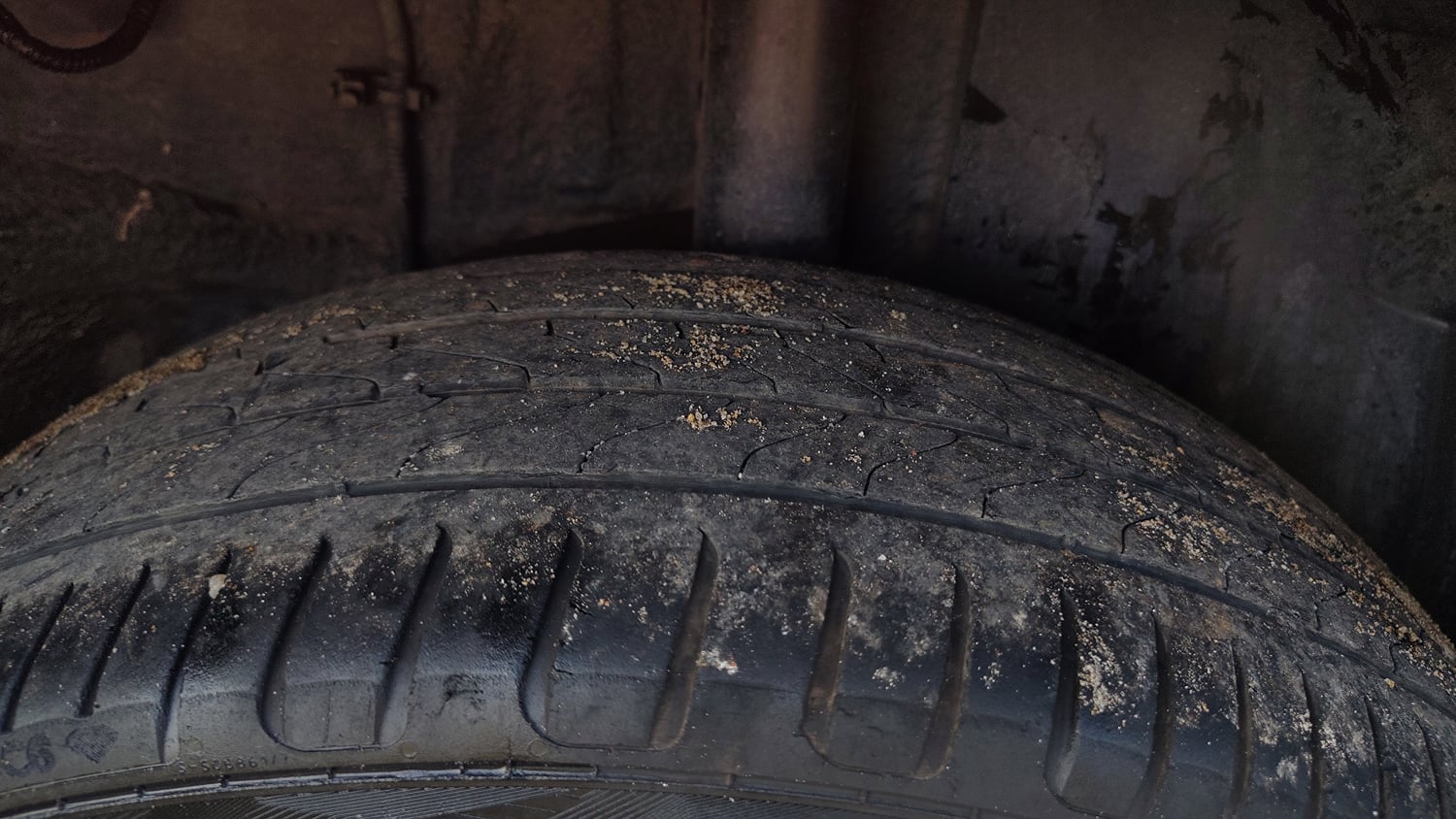 Used 2020 Tata Altroz XT Petrol Petrol Manual tyres LEFT REAR TYRE TREAD VIEW