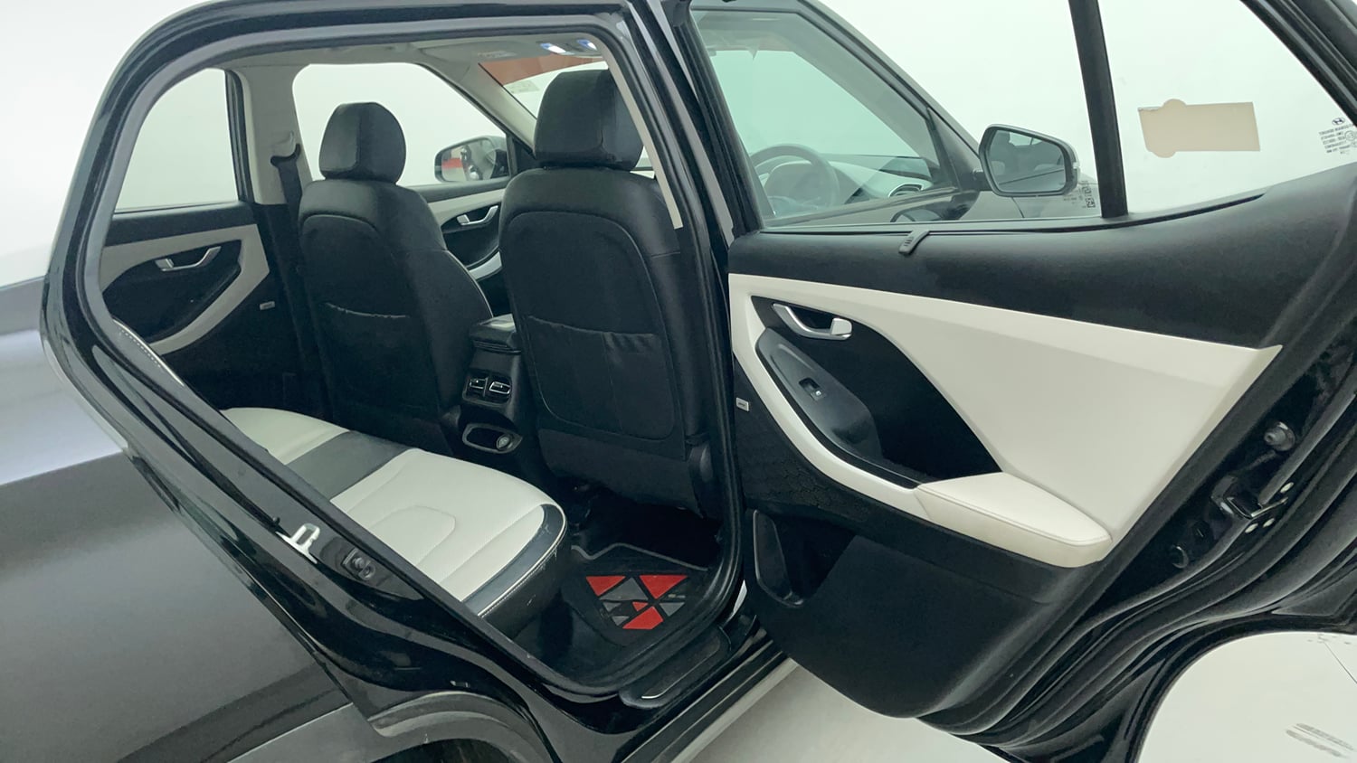 Used 2020 Hyundai Creta SX (O) 1.5 Petrol IVT Petrol Automatic interior RIGHT SIDE REAR DOOR CABIN VIEW