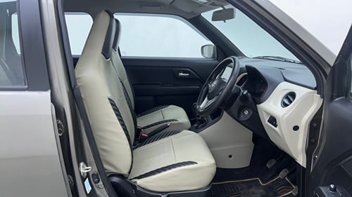 Used 2021 Maruti Suzuki Wagon R VXi 1.2 Petrol Manual interior RIGHT SIDE FRONT DOOR CABIN VIEW
