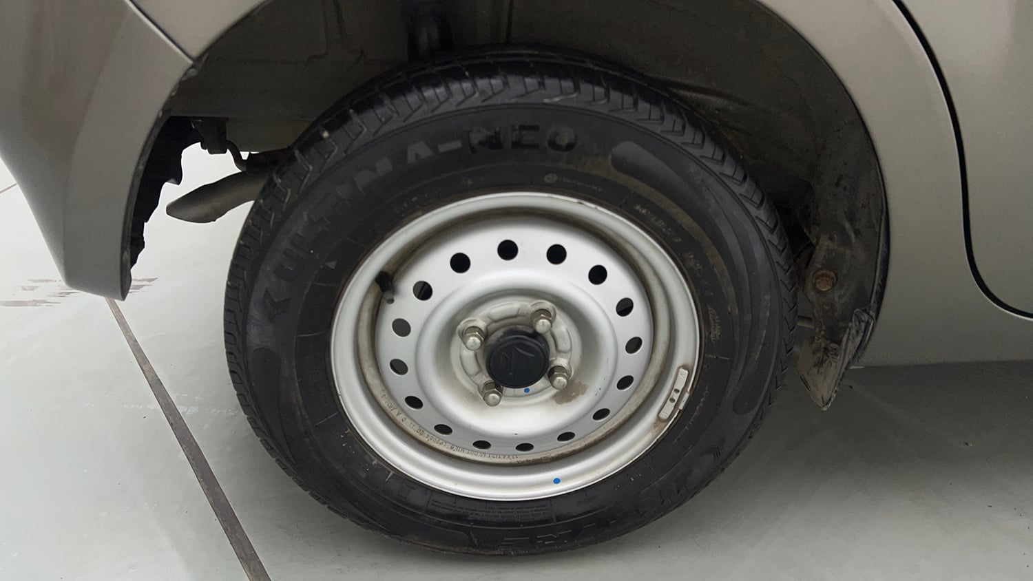 Used 2020 Maruti Suzuki Wagon R 1.0 LXi 1.0 Petrol Manual tyres RIGHT REAR TYRE RIM VIEW