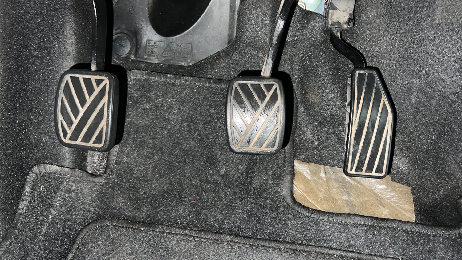Used 2023 Maruti Suzuki Ignis Zeta 1.2 MT Petrol Manual interior PEDALS VIEW