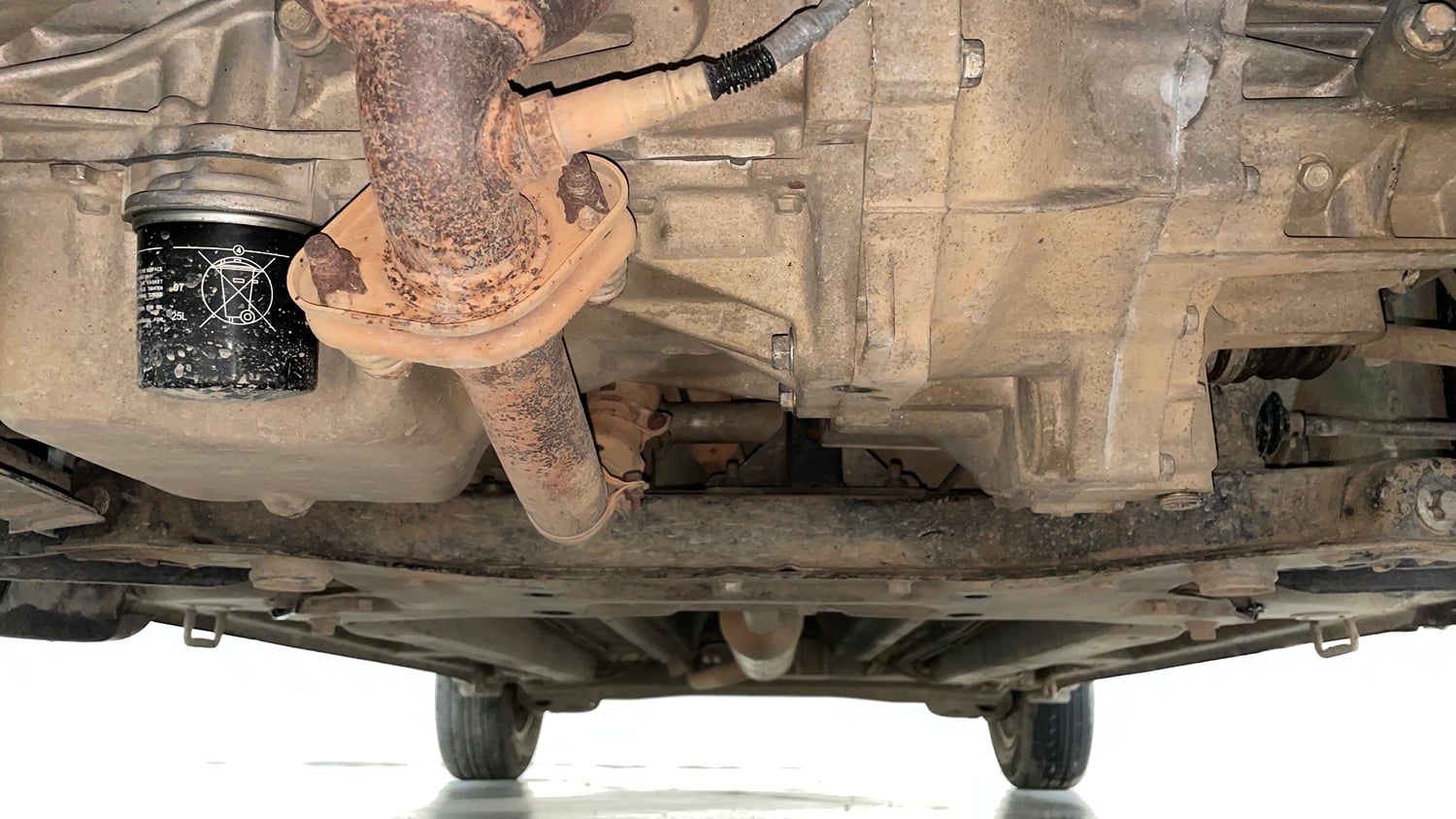 Used 2015 Maruti Suzuki Ritz Zxi BS-IV Petrol Manual extra FRONT LEFT UNDERBODY VIEW