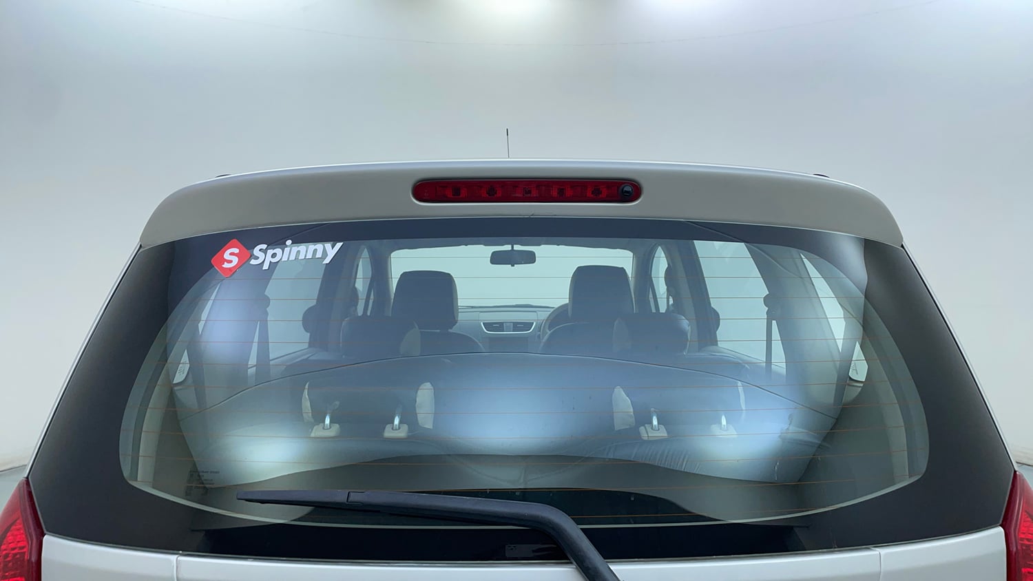 Used 2017 Maruti Suzuki Ertiga ZXI+ Petrol Manual exterior BACK WINDSHIELD VIEW
