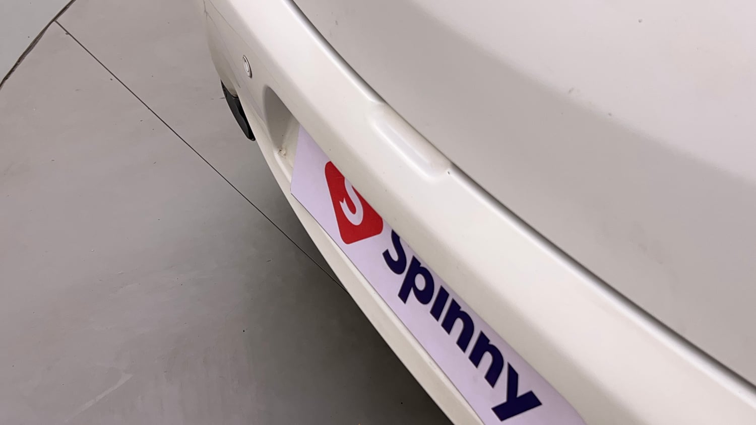Used 2013 Toyota Etios Liva G Petrol Manual dents MINOR SCRATCH