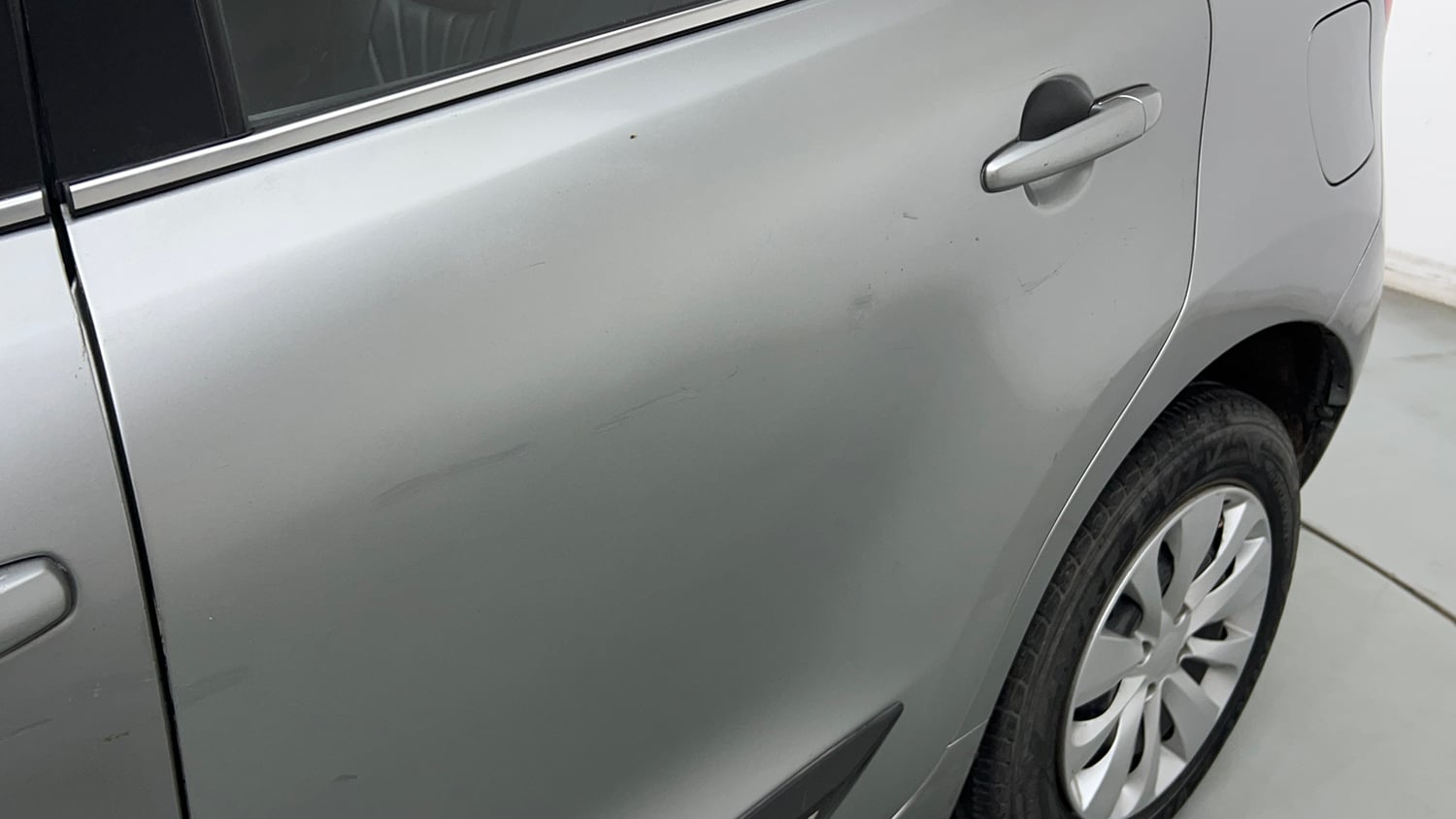 Used 2017 Maruti Suzuki Baleno Delta 1.2 Petrol Manual dents MINOR SCRATCH