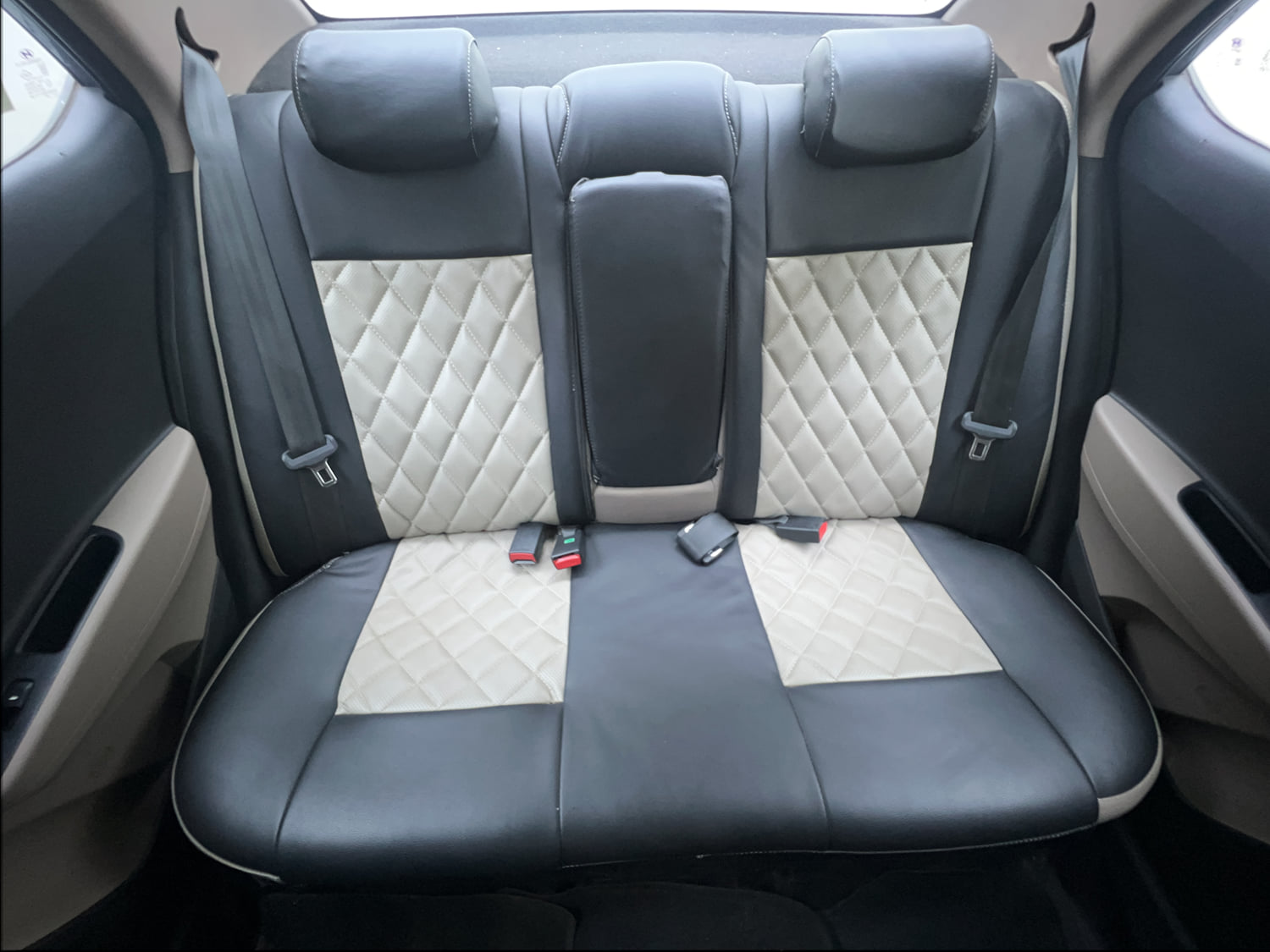 Used 2015 Hyundai Xcent SX 1.2 Petrol Manual interior REAR SEAT CONDITION VIEW