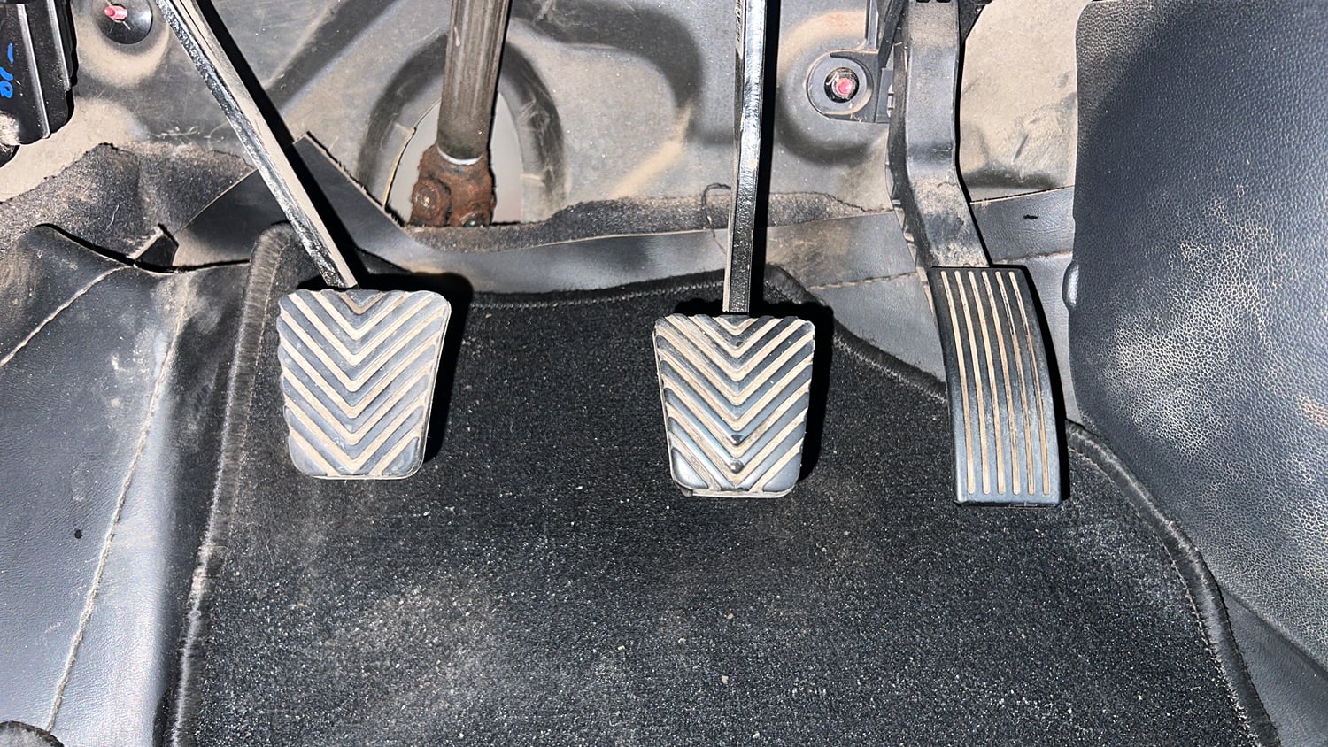 Used 2018 Hyundai Elite i20 Asta 1.2 (O) Petrol Manual interior PEDALS VIEW