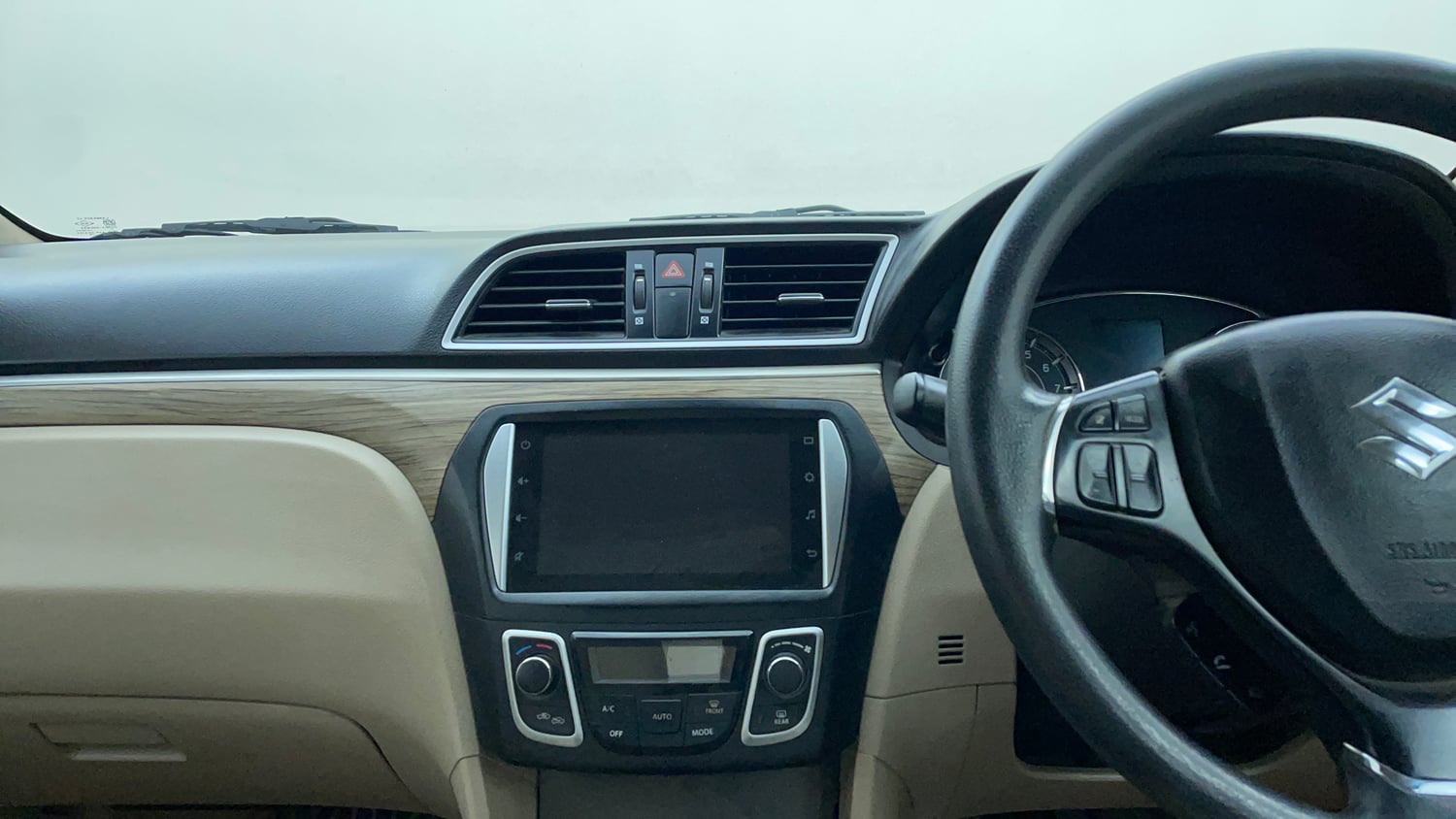 Used 2022 Maruti Suzuki Ciaz Zeta 1.5 Petrol Manual interior MUSIC SYSTEM & AC CONTROL VIEW
