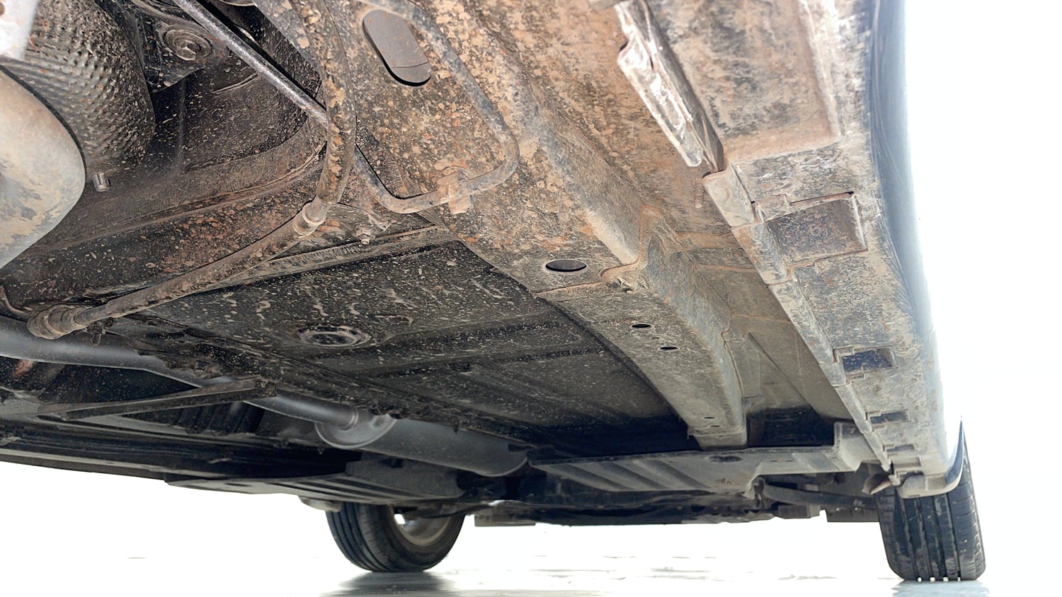 Used 2022 Maruti Suzuki Baleno Alpha AGS Petrol Automatic extra REAR RIGHT UNDERBODY VIEW