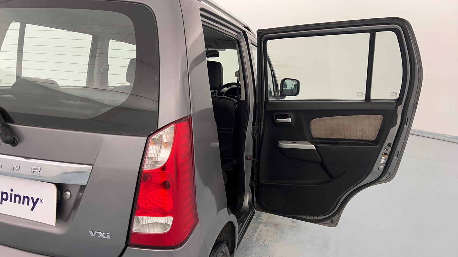Used 2015 Maruti Suzuki Wagon R VXI Petrol Manual interior RIGHT REAR DOOR OPEN VIEW