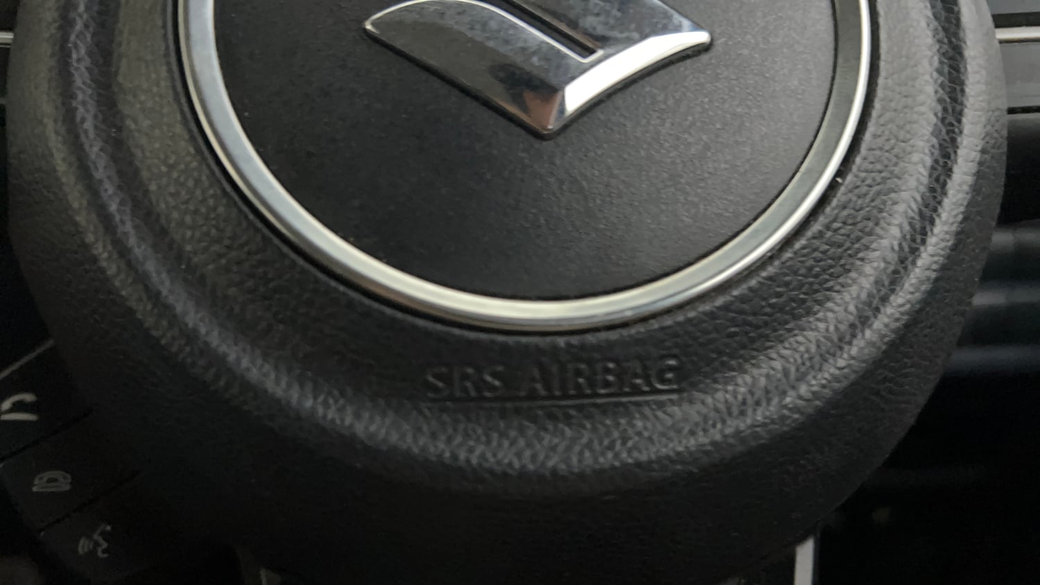 Used 2023 Maruti Suzuki Baleno Zeta MT Petrol Manual top_features Airbags