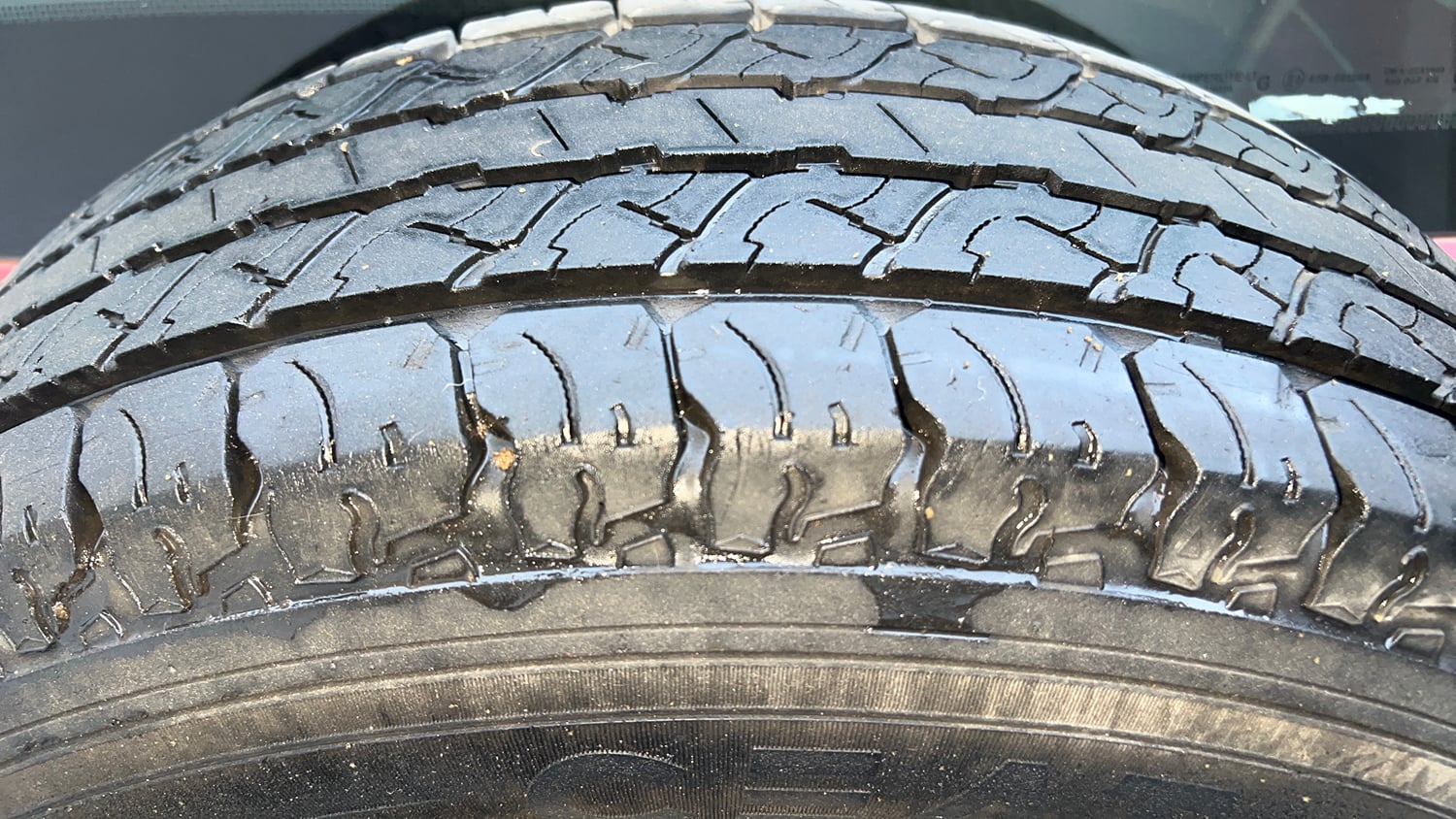 Used 2020 Mahindra TUV300 T4 Plus Diesel Manual tyres SPARE TYRE VIEW