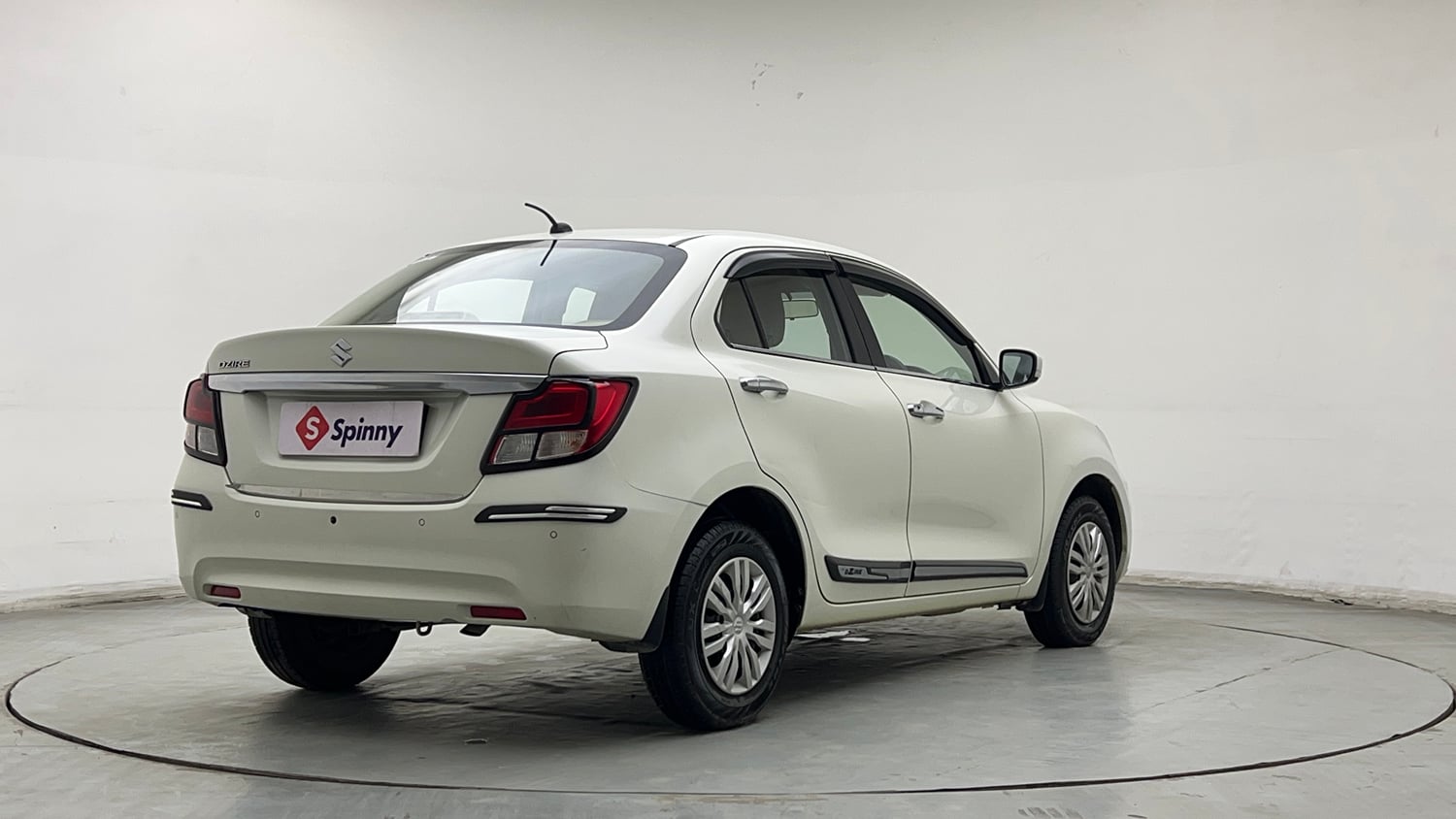 Used 2021 Maruti Suzuki Dzire VXi Petrol Manual exterior RIGHT REAR CORNER VIEW
