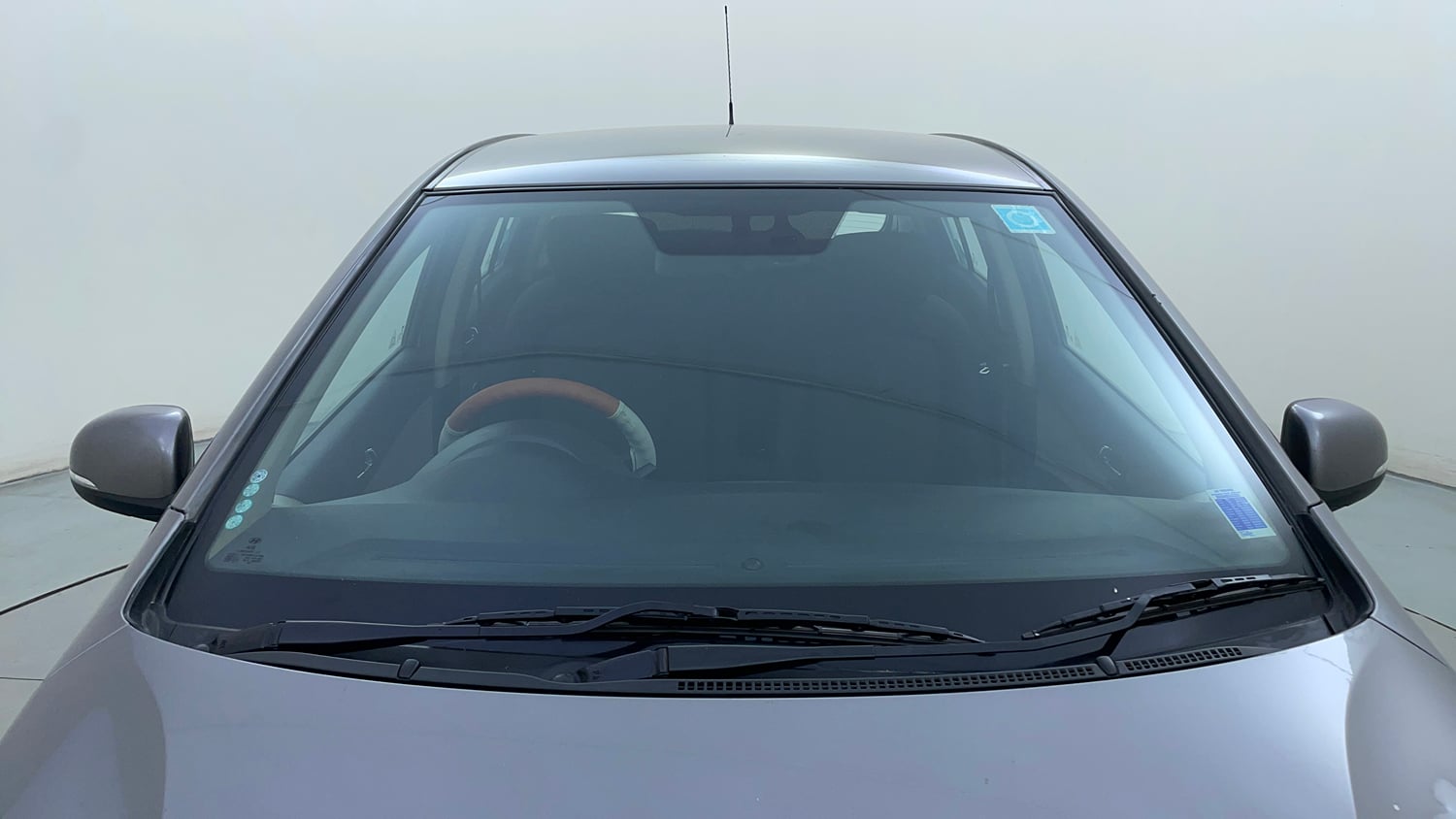 Used 2012 Hyundai i20 Asta 1.2 Petrol Manual exterior FRONT WINDSHIELD VIEW