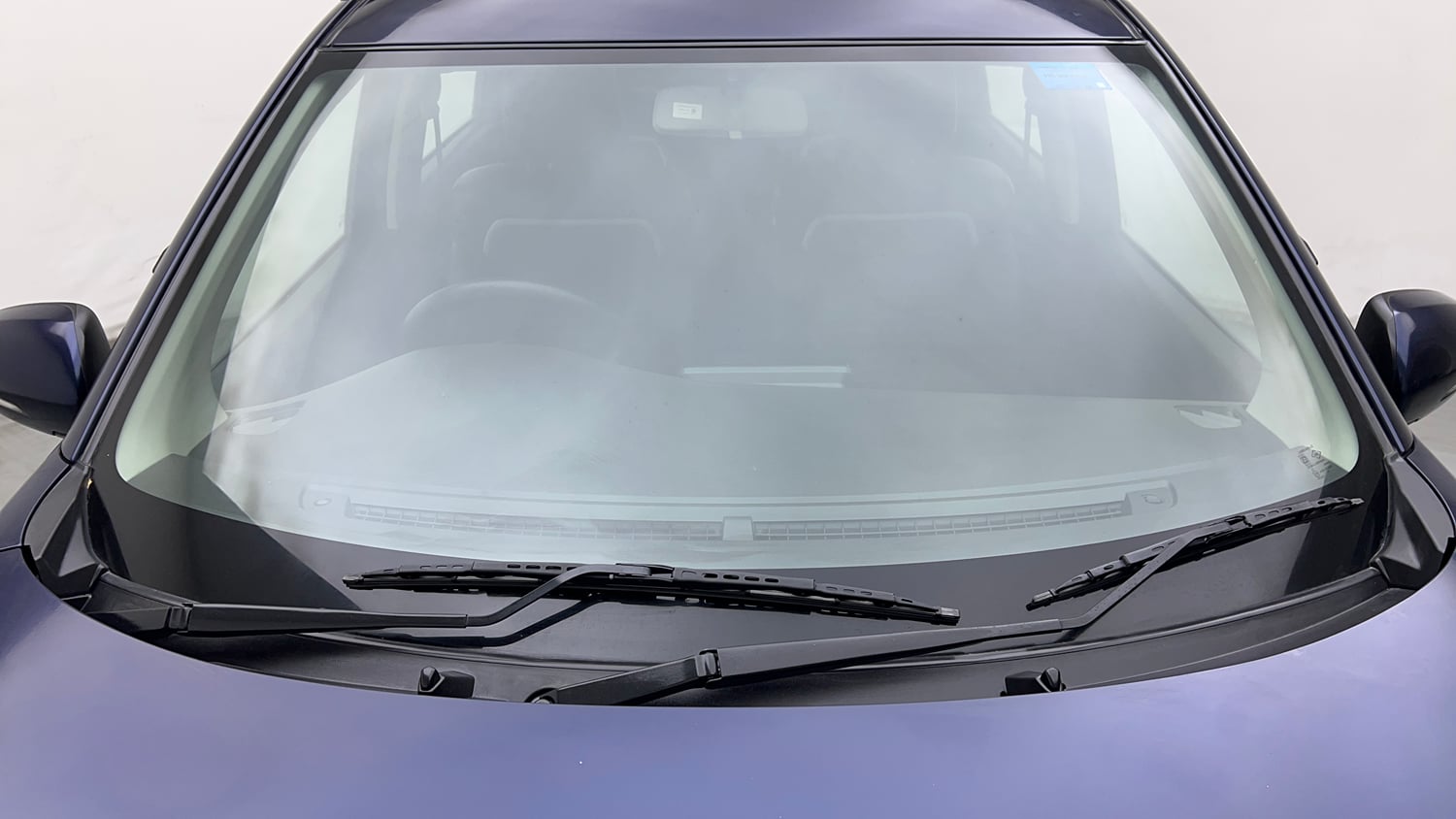 Used 2022 Maruti Suzuki XL6 Zeta MT Petrol Petrol Manual exterior FRONT WINDSHIELD VIEW