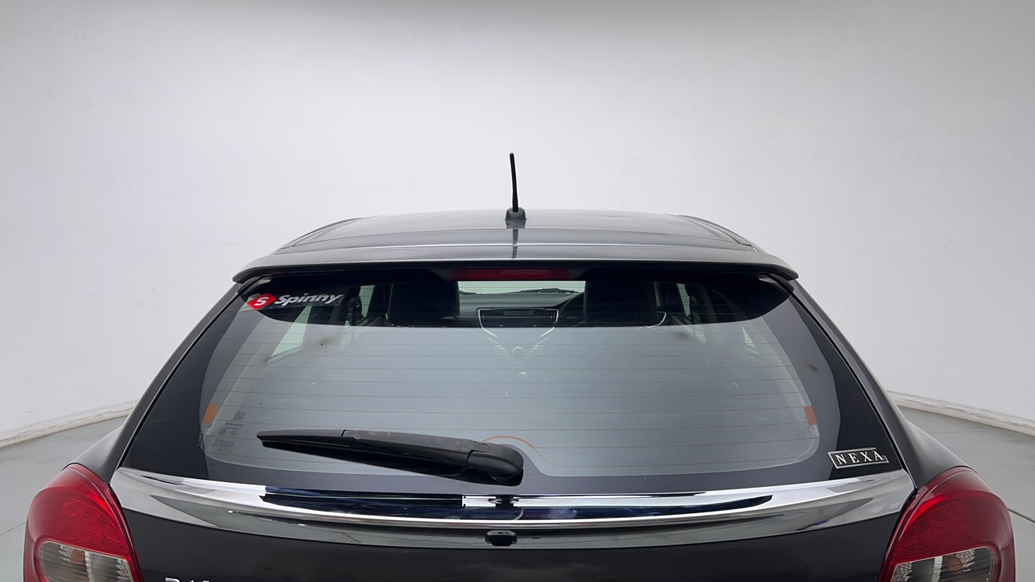 Used 2018 Maruti Suzuki Baleno Zeta 1.2 Petrol Manual exterior BACK WINDSHIELD VIEW