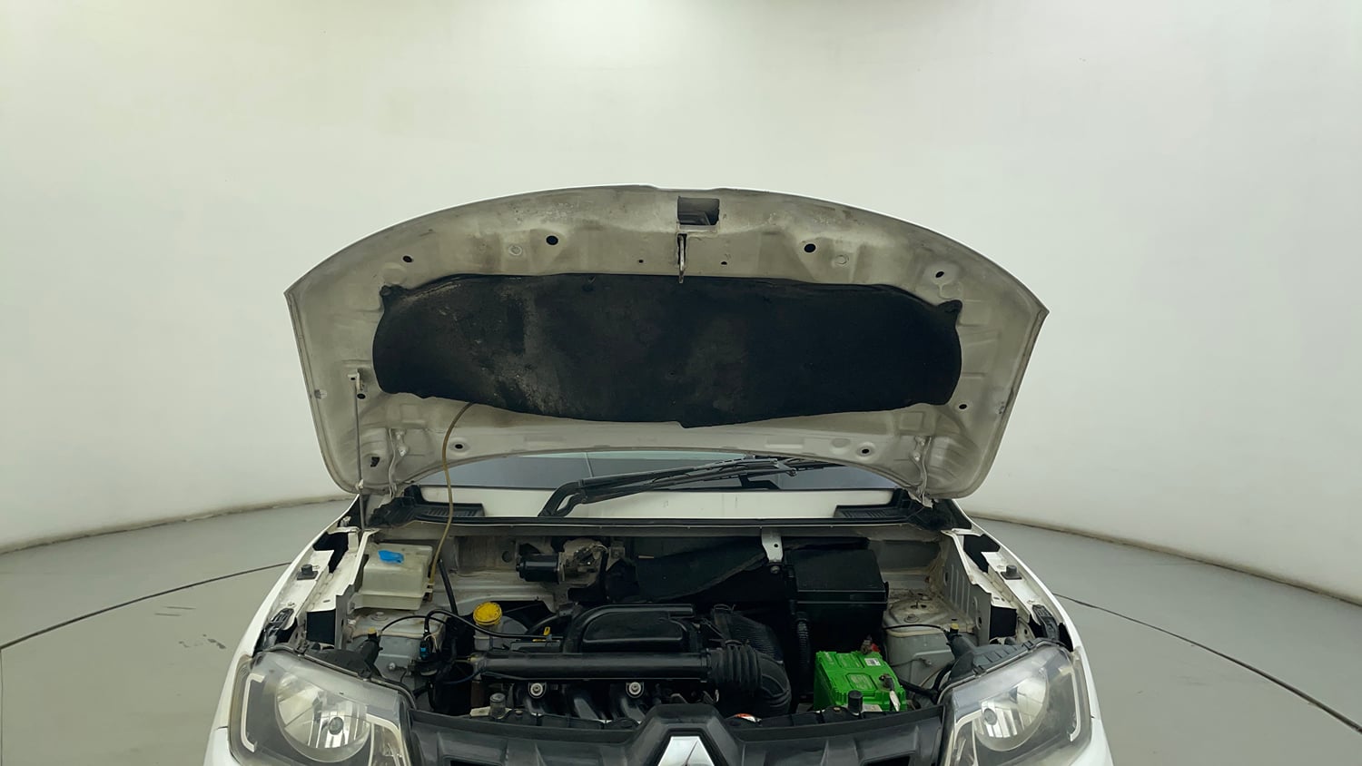 Used 2016 Renault Kwid RXT Petrol Manual engine ENGINE & BONNET OPEN FRONT VIEW