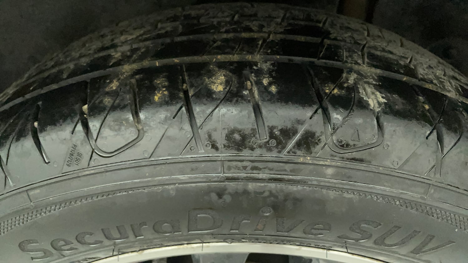 Used 2020 Hyundai Creta SX (O) 1.5 Petrol IVT Petrol Automatic tyres LEFT REAR TYRE TREAD VIEW
