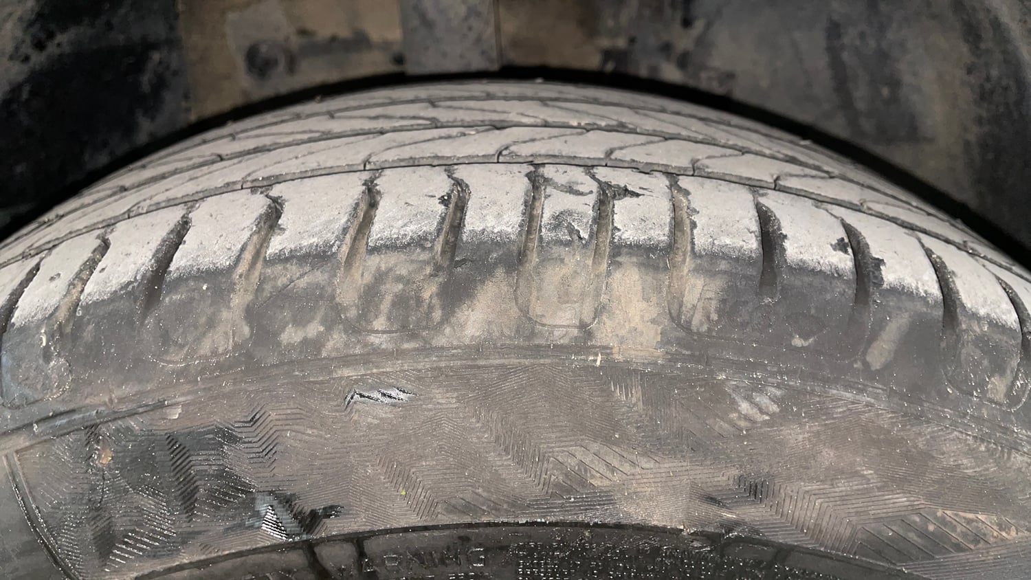 Used 2021 Tata Nexon XM (S) Petrol Manual tyres RIGHT FRONT TYRE TREAD VIEW