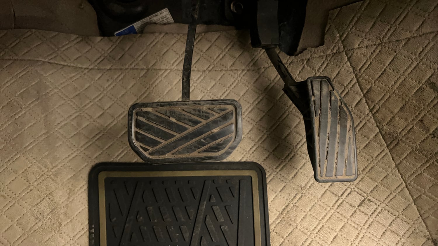 Used 2017 Maruti Suzuki Dzire ZXi AMT Petrol Automatic interior PEDALS VIEW