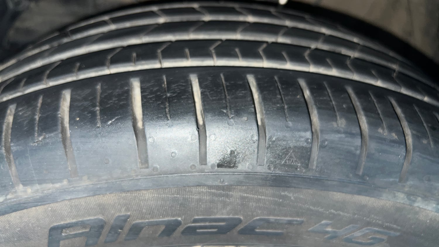 Used 2019 Maruti Suzuki Baleno Zeta Petrol Manual tyres LEFT FRONT TYRE TREAD VIEW