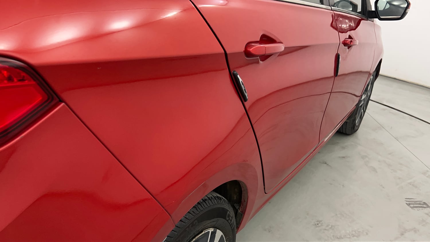 Used 2017 Tata Tigor Revotron XZ (O) Petrol Manual dents MINOR DENT