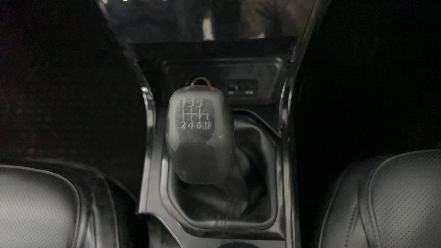 Used 2025 Tata Nexon Fearless Plus S 1.5 Revotorq Diesel 6MT DT Diesel Manual interior GEAR  KNOB VIEW