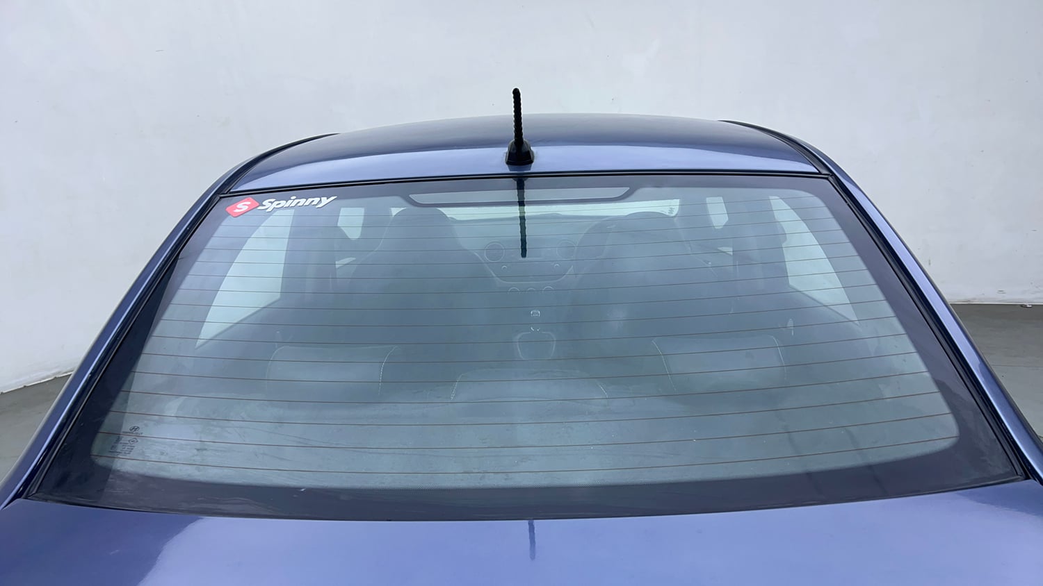 Used 2015 Hyundai Xcent SX 1.2 Petrol Manual exterior BACK WINDSHIELD VIEW