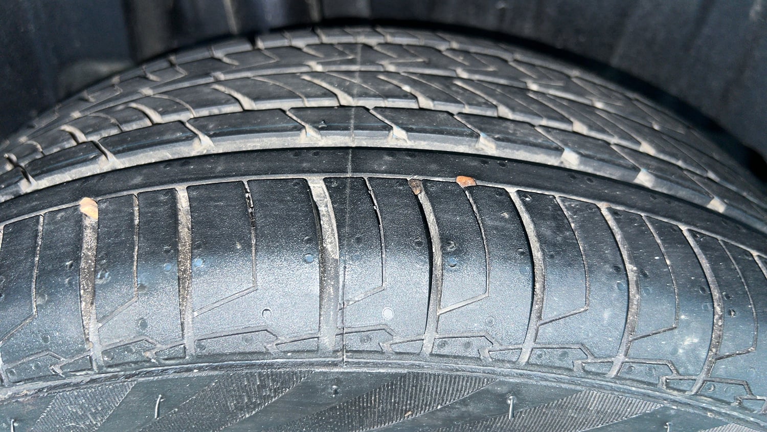 Used 2023 Toyota Glanza G Petrol Manual tyres RIGHT REAR TYRE TREAD VIEW