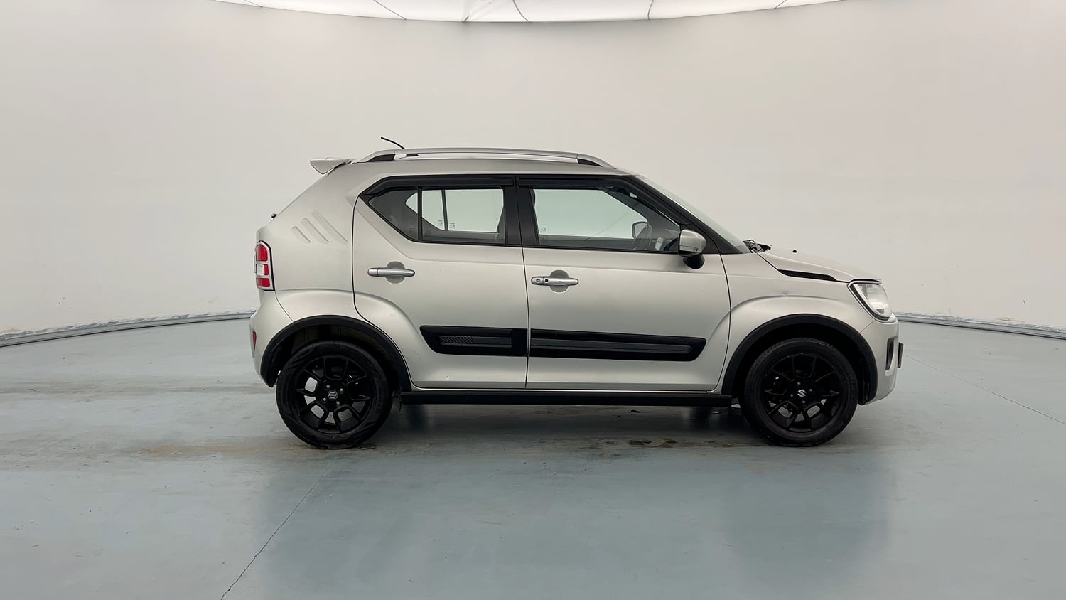 Used 2023 Maruti Suzuki Ignis Zeta 1.2 MT Petrol Manual exterior RIGHT SIDE VIEW