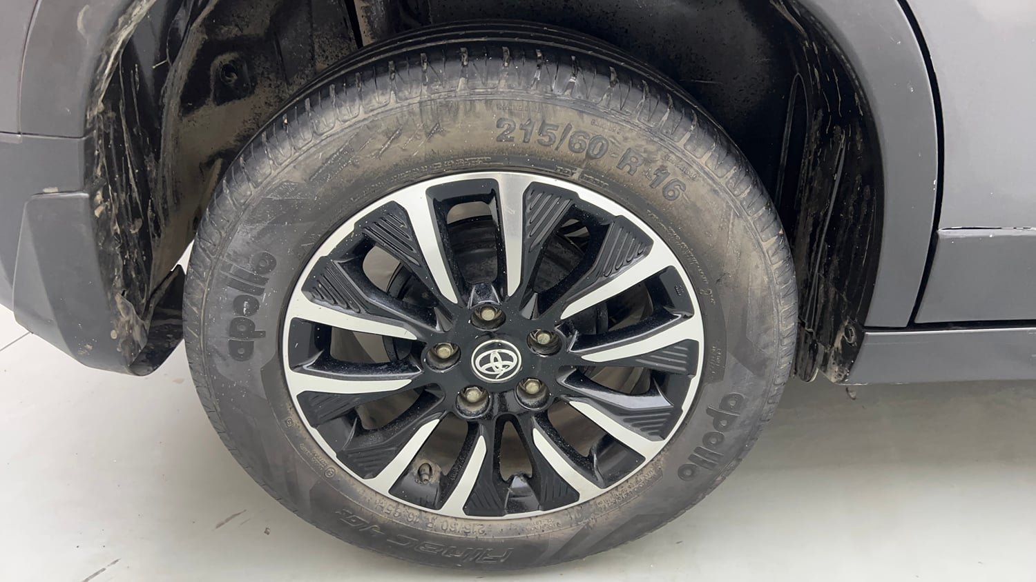 Used 2021 Toyota Urban Cruiser Premium Grade MT Petrol Manual tyres RIGHT REAR TYRE RIM VIEW