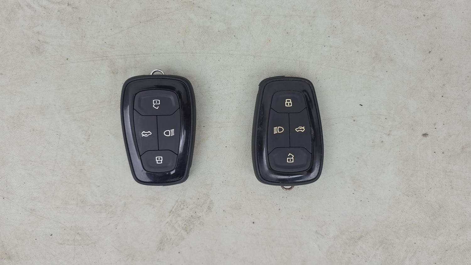 Used 2020 Tata Altroz XZ Petrol Petrol Manual extra CAR KEY VIEW