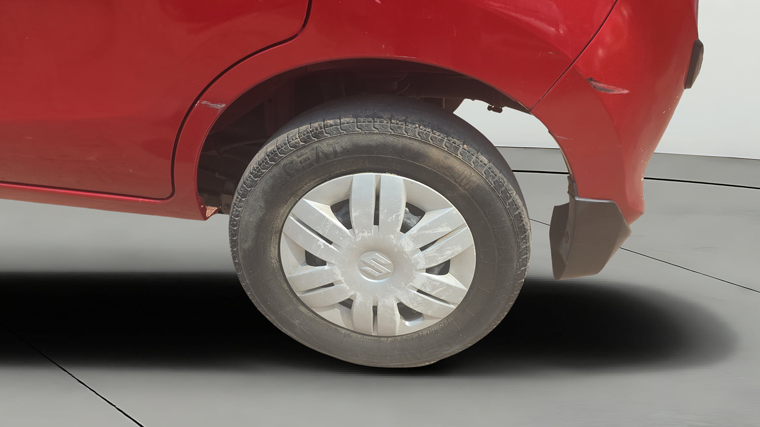 Used 2017 Maruti Suzuki Alto 800 VXi Petrol Manual tyres LEFT REAR TYRE RIM VIEW