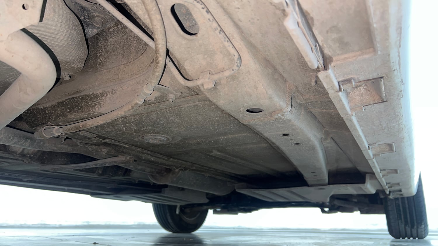 Used 2023 Maruti Suzuki Baleno Delta AGS Petrol Automatic extra REAR RIGHT UNDERBODY VIEW