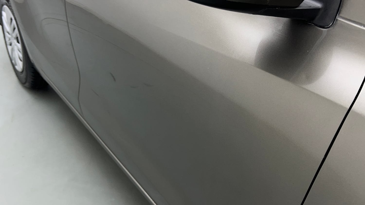 Used 2020 Maruti Suzuki Dzire VXi Petrol Manual dents MINOR SCRATCH