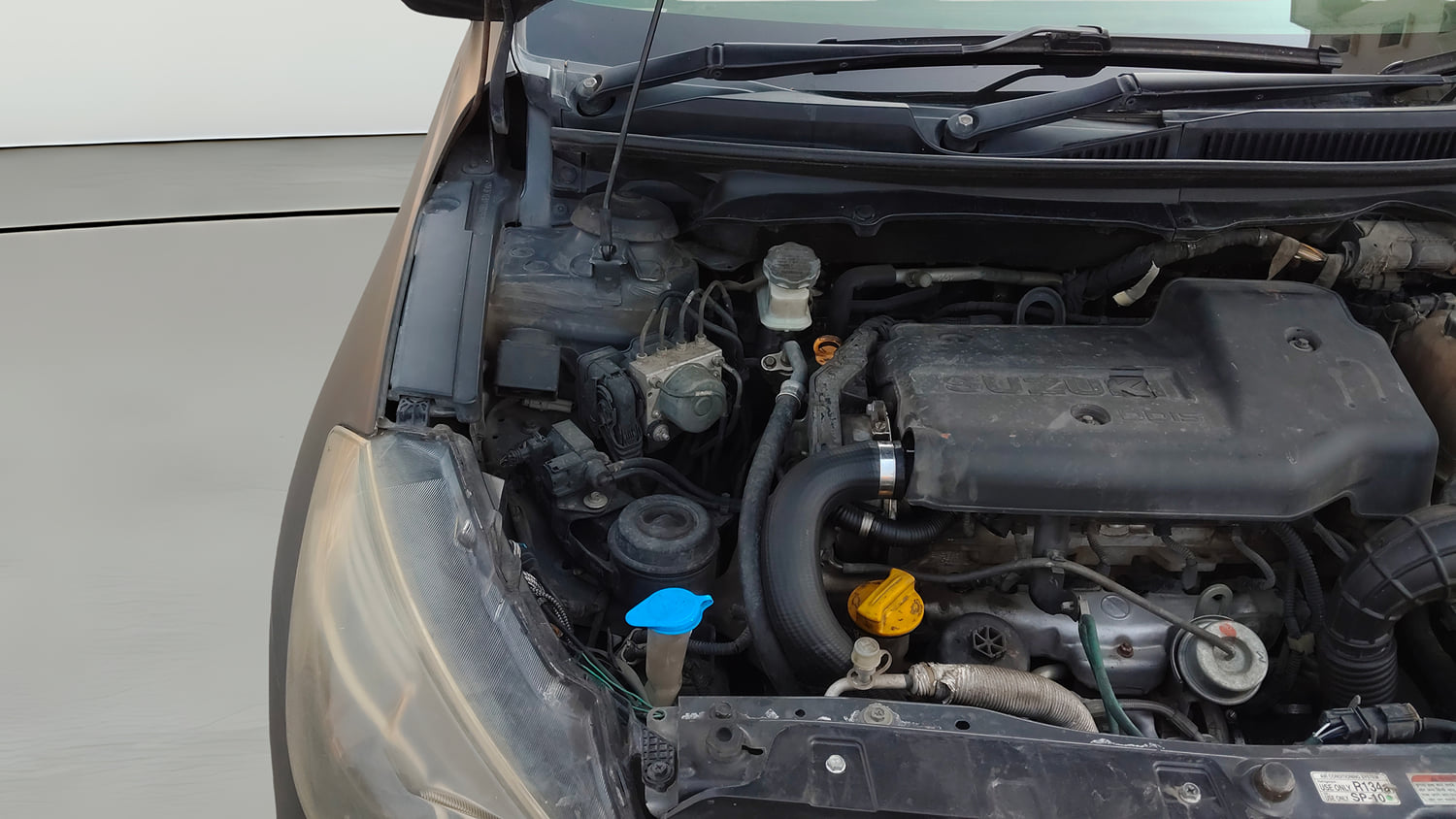 Used 2017 Maruti Suzuki Ciaz Alpha 1.3 Hybrid Diesel Manual engine ENGINE RIGHT SIDE VIEW