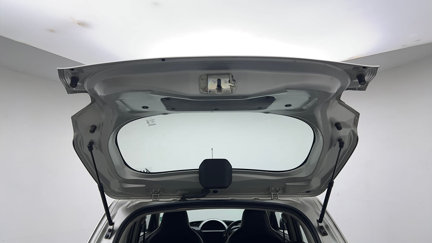 Used 2020 Maruti Suzuki S-Presso VXi Plus AMT Petrol Automatic interior DICKY DOOR OPEN VIEW