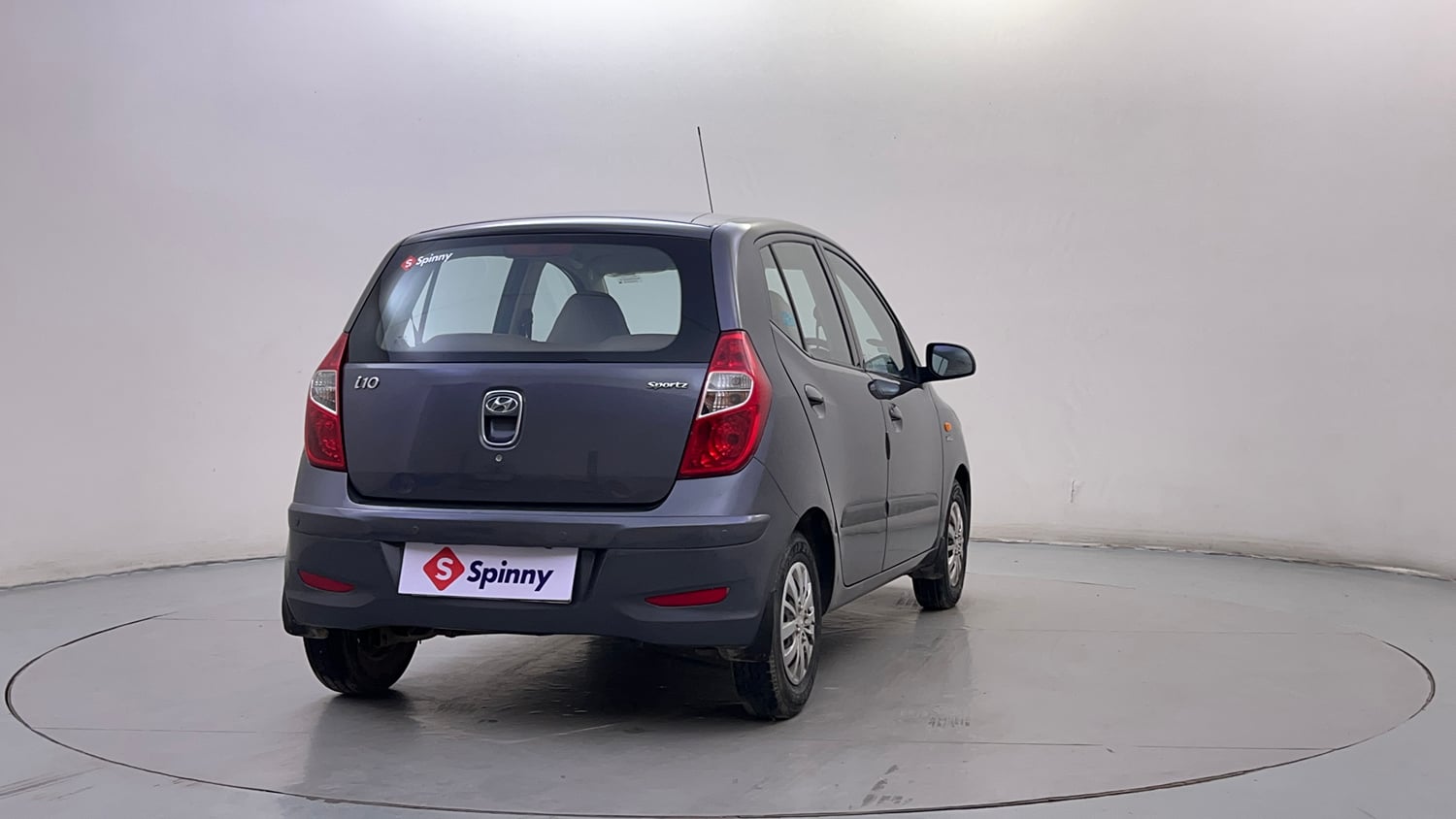 Used 2015 Hyundai i10 Sportz 1.1 iRDE2 Petrol Manual exterior RIGHT REAR CORNER VIEW