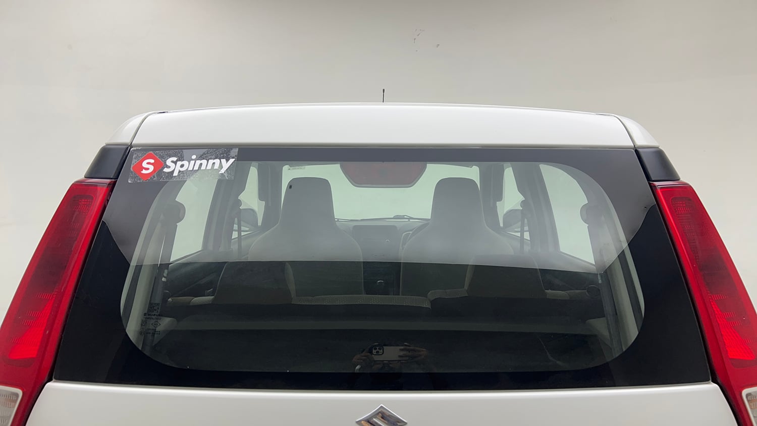 Used 2022 Maruti Suzuki Wagon R 1.0 VXi (O) 1.0 Petrol Manual exterior BACK WINDSHIELD VIEW