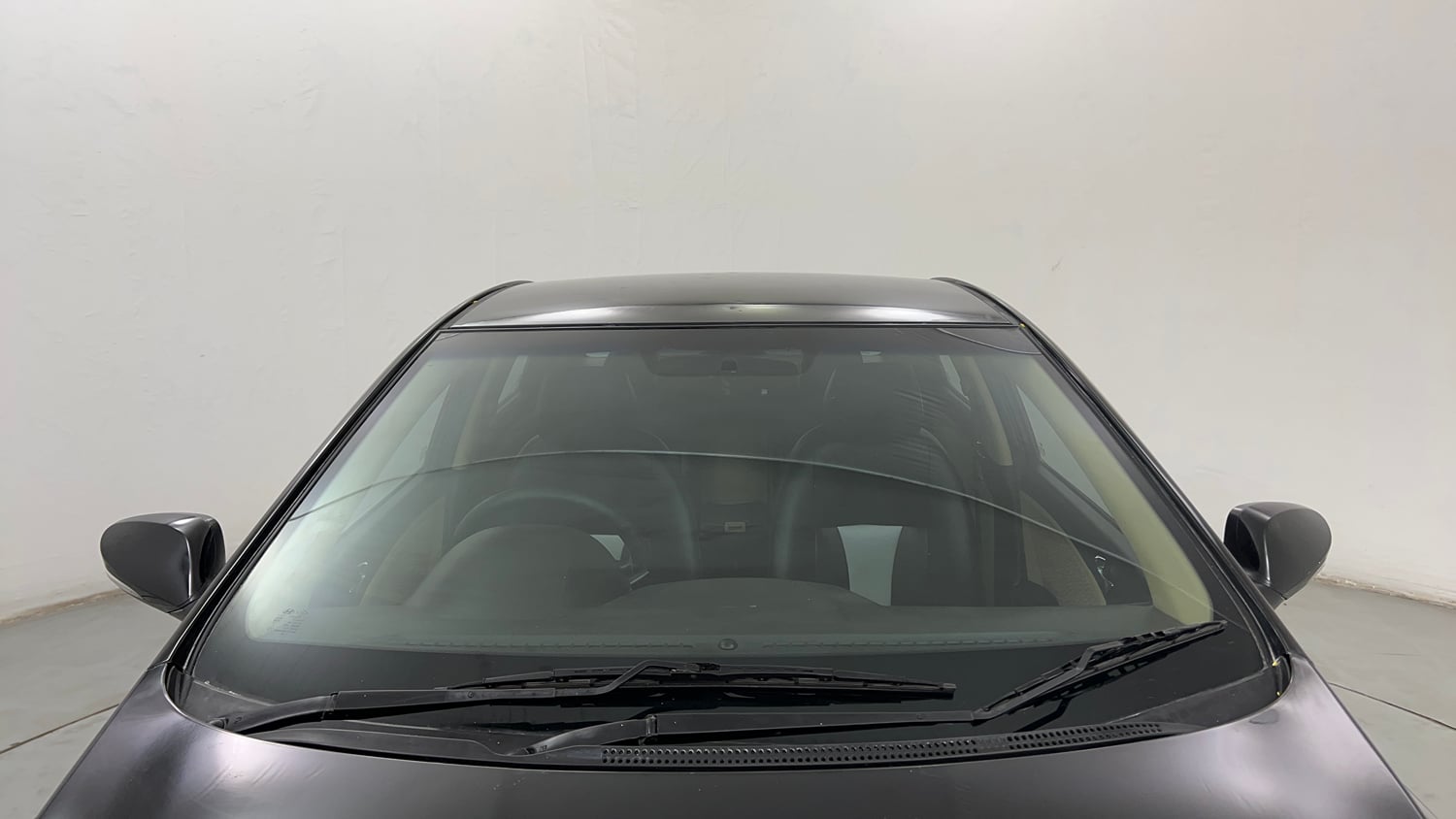 Used 2013 Hyundai Verna Fluidic 1.6 VTVT SX Petrol Manual exterior FRONT WINDSHIELD VIEW