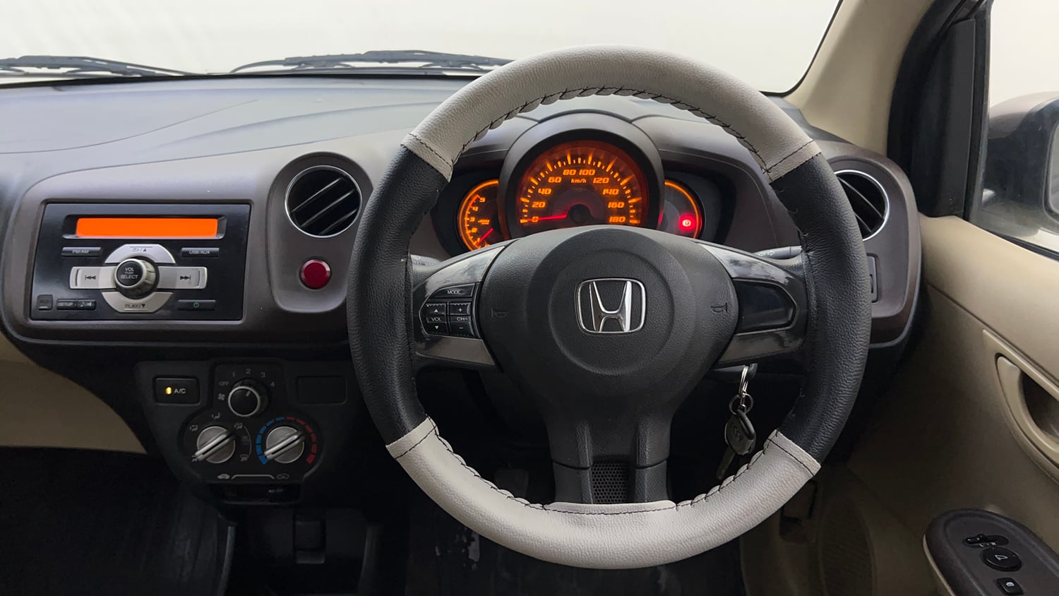 Used 2013 Honda Amaze 1.5 S i-DTEC Diesel Manual interior STEERING VIEW