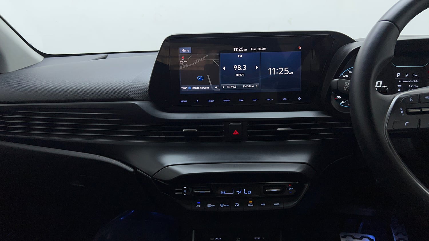 Used 2021 Hyundai New i20 Asta (O) 1.0 Turbo DCT Petrol Automatic interior MUSIC SYSTEM & AC CONTROL VIEW