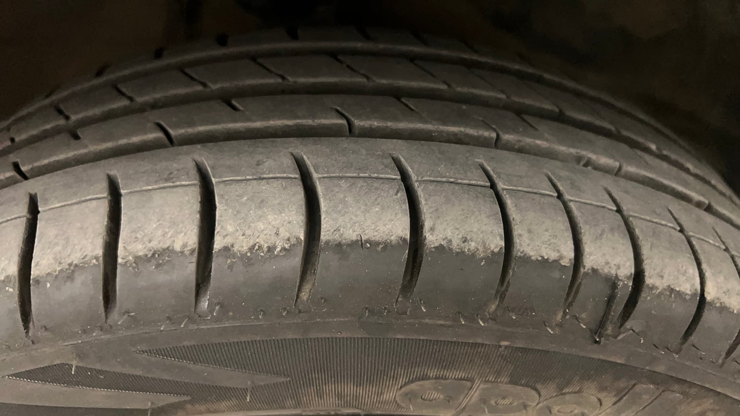 Used 2015 Maruti Suzuki Alto K10 VXi Petrol Manual tyres RIGHT FRONT TYRE TREAD VIEW