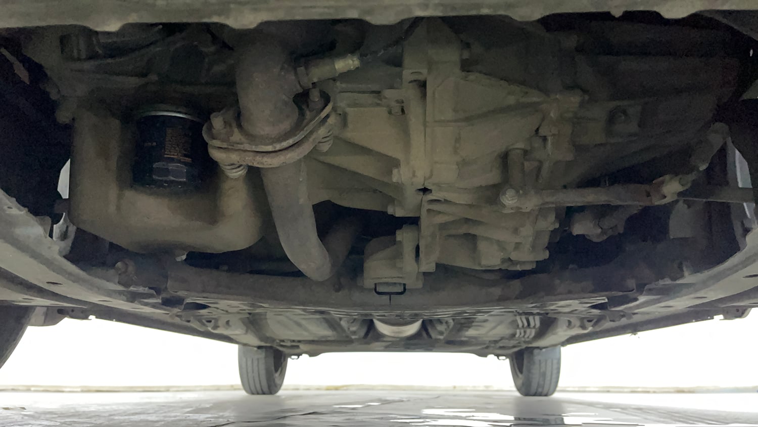 Used 2016 Maruti Suzuki Baleno Delta 1.2 Petrol Manual extra FRONT LEFT UNDERBODY VIEW