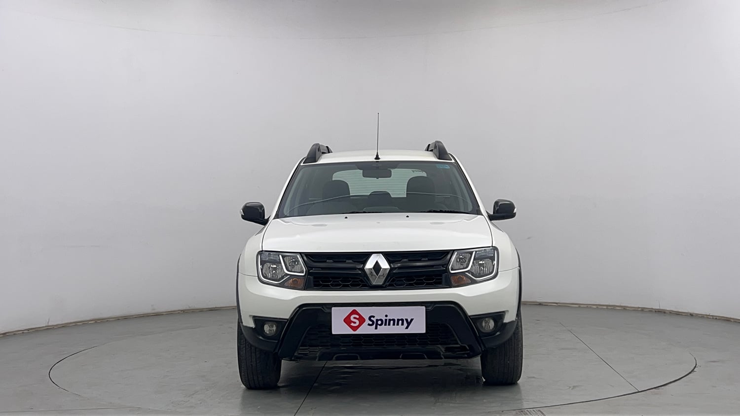 Used 2017 Renault Duster RXS CVT Petrol Automatic exterior FRONT VIEW
