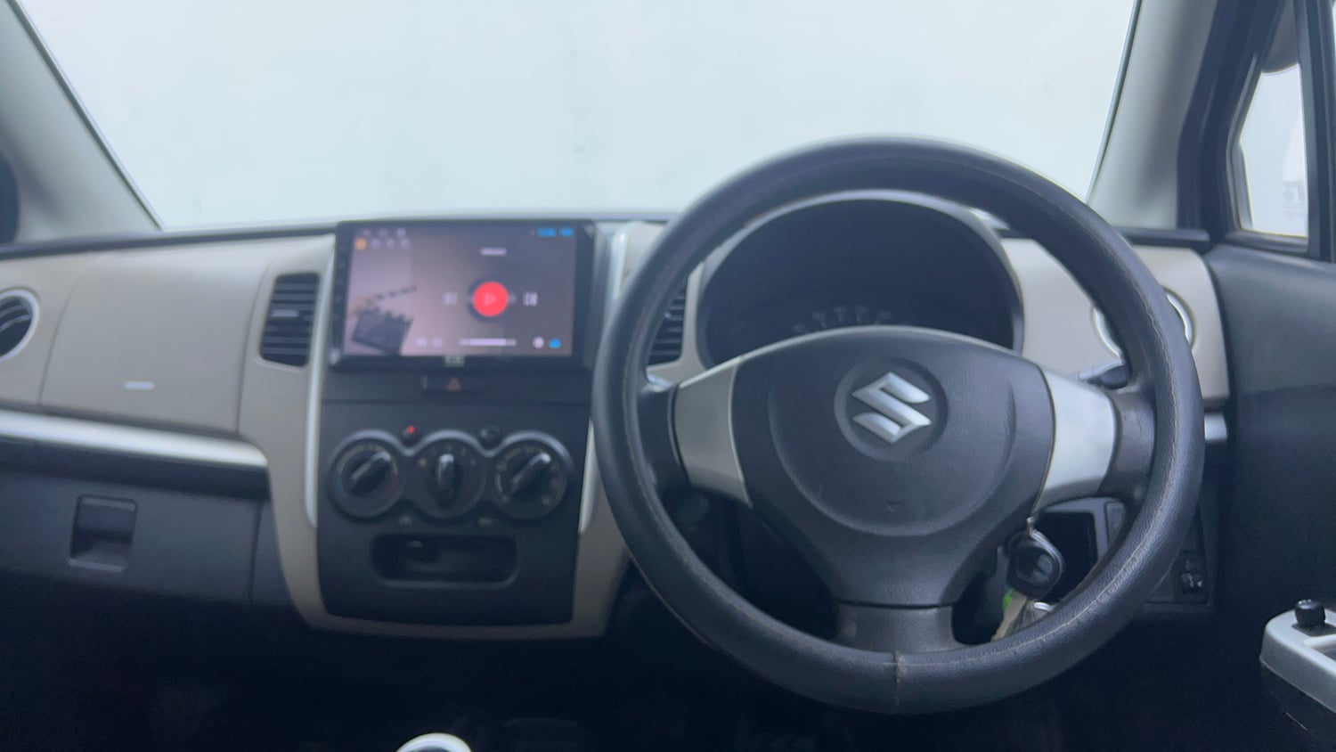 Used 2014 Maruti Suzuki Wagon R VXI Petrol Manual interior STEERING VIEW