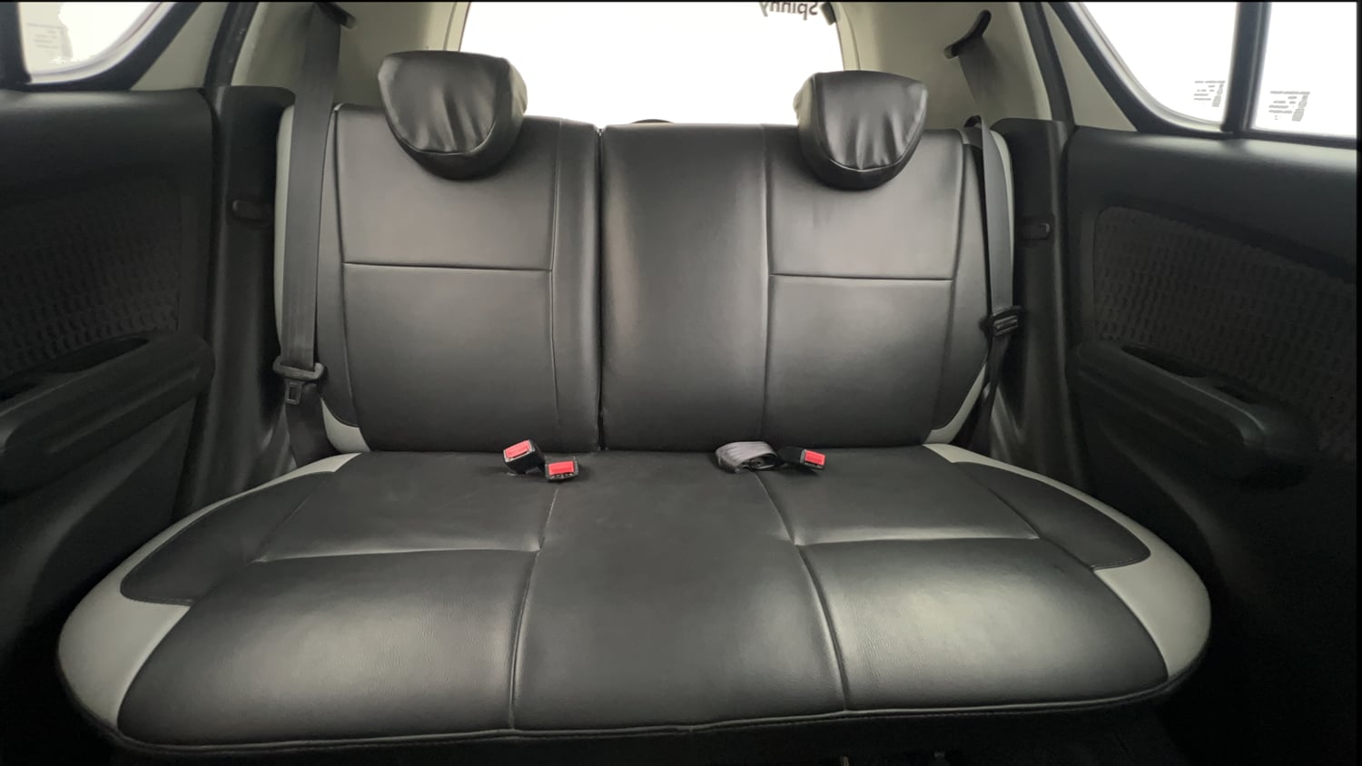 Used 2013 Maruti Suzuki Ritz Vxi BS-IV Petrol Manual interior REAR SEAT CONDITION VIEW